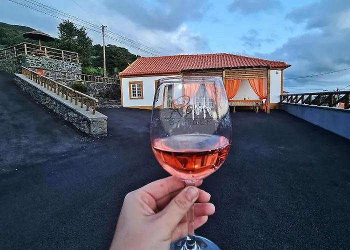 Lucy's Rosegarden * Urzelina