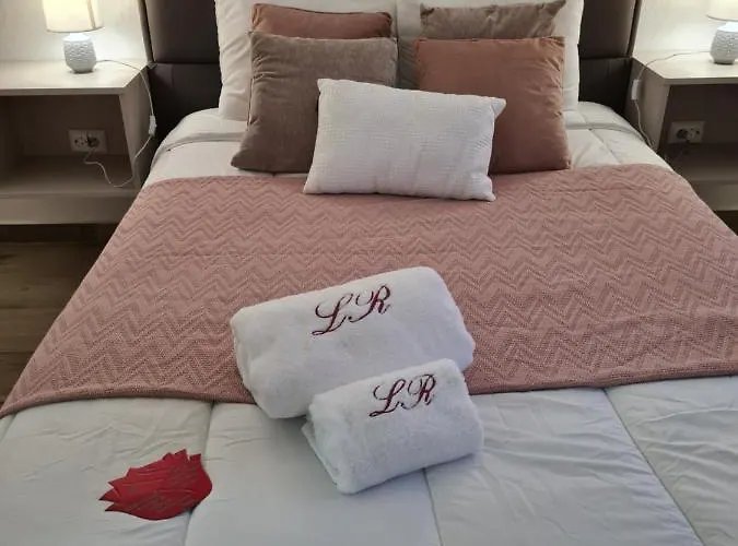 Lucy's Rosegarden بيت للعطل Urzelina