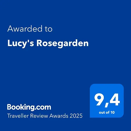 Lucy's Rosegarden Urzelina