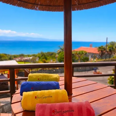 Ferienhaus Lucy's Rosegarden *