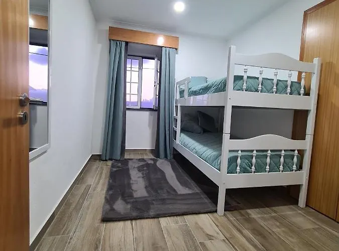 Lucy's Rosegarden Urzelina